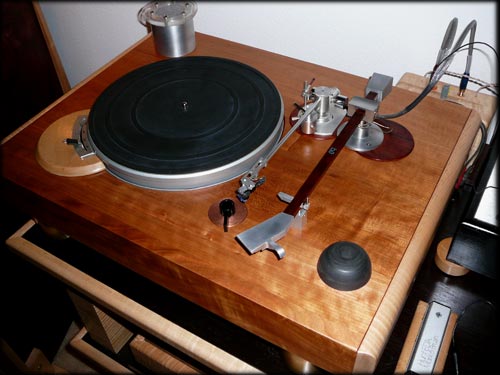 Lenco in new laminated cherry base with 2 tonearms